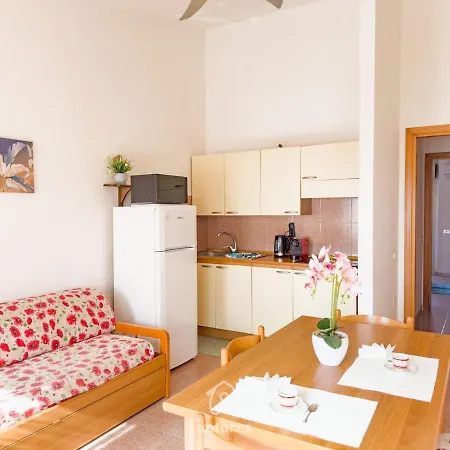 Residenza Orion, A Pochi Passi Dal Centro * Villasimius